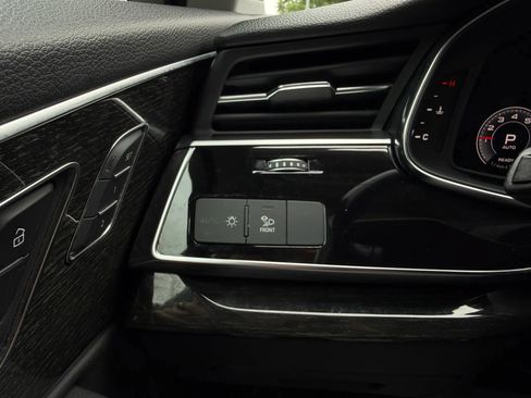 Used 2021 Audi Q7 3.0T Premium Plus AWD/4WD image 26