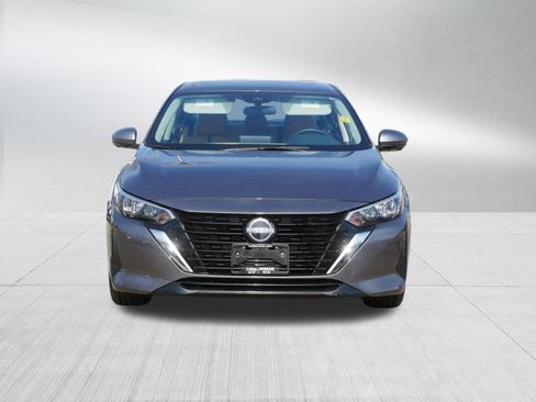 Certified 2025 Nissan Sentra SV w/ SV Premium Package FWD image 2