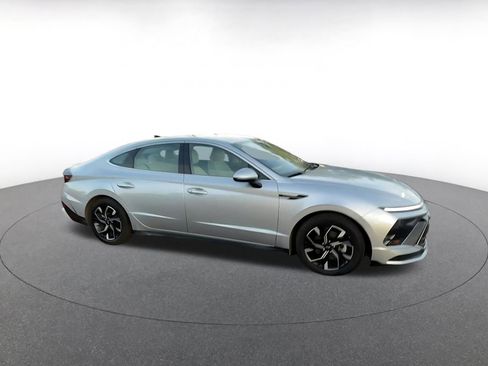 Used 2025 Hyundai Sonata SEL image 2