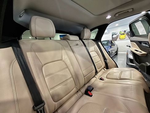 Used 2017 Jaguar F-PACE Prestige AWD/4WD image 17