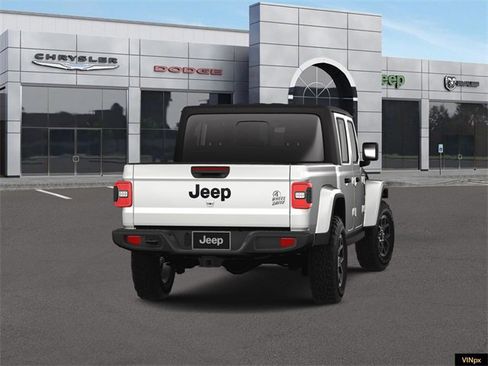 New 2025 Jeep Gladiator Willys image 14