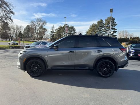 Used 2024 INFINITI QX60 Sensory w/ Vision Package image 18