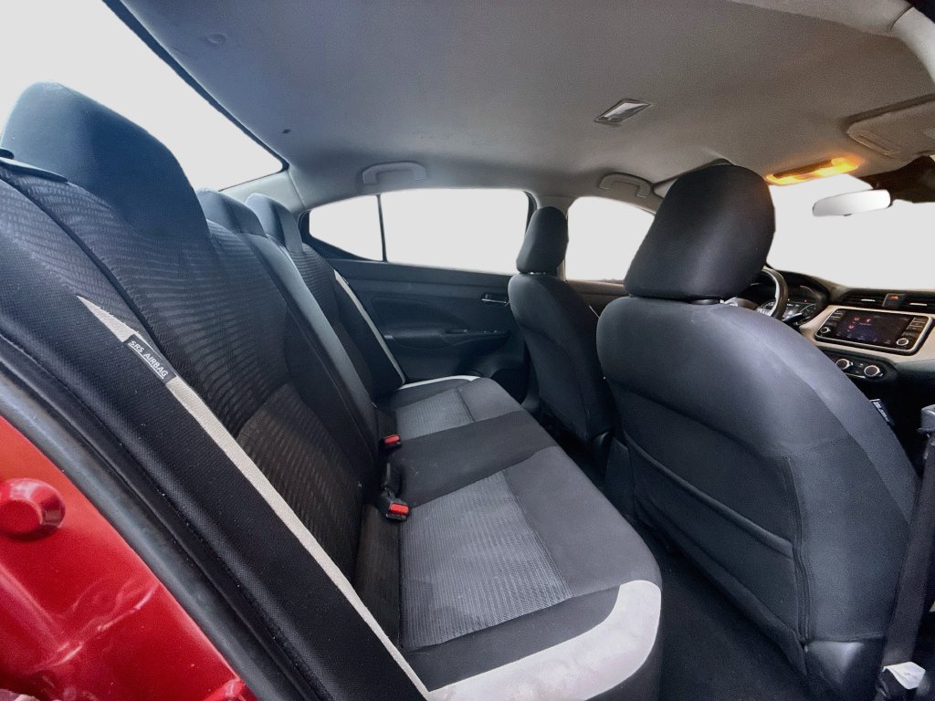 Used 2022 Nissan Versa SV FWD image 27
