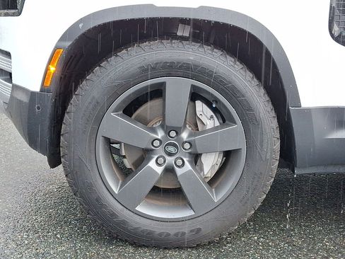 Certified 2025 Land Rover Defender 110 S AWD/4WD image 16
