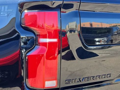 Used 2025 Chevrolet Silverado 2500 LT w/ Trail Boss Package image 10