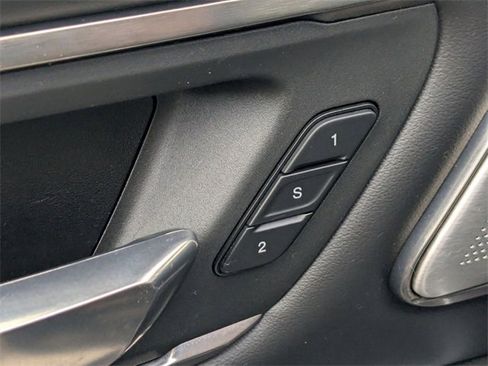 Used 2020 RAM 1500 Limited image 11