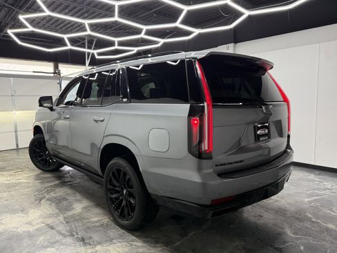 Used 2024 Cadillac Escalade Sport Platinum image 8