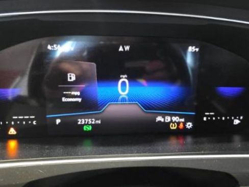 Used 2024 Volkswagen Tiguan Wolfsburg Edition image 4