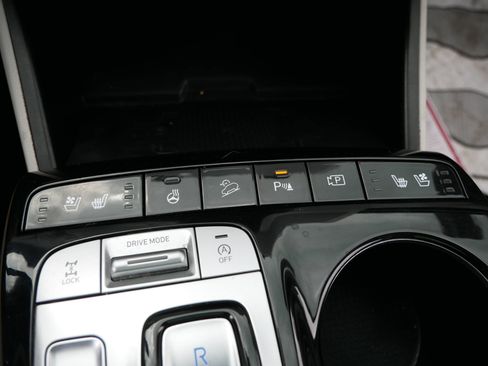Used 2022 Hyundai Tucson Limited AWD/4WD image 25