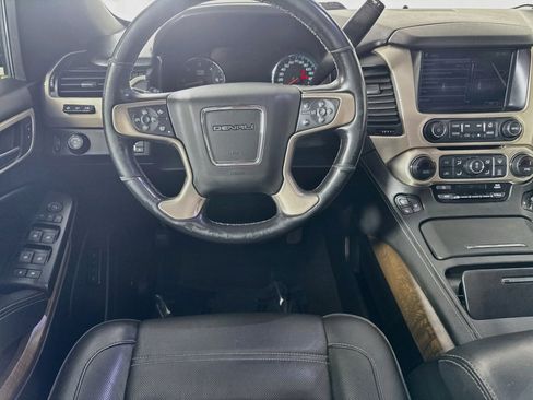 Used 2019 GMC Yukon Denali w/ Open Road Package RWD image 27