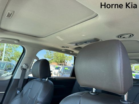 Used 2022 Kia Telluride SX w/ Nightfall Edition Package AWD/4WD image 25