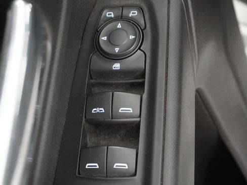 Used 2019 Chevrolet Silverado 1500 Custom w/ Infotainment Package image 11