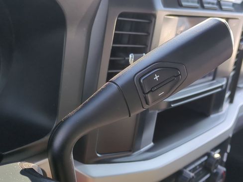 Used 2024 Ford F250 XLT image 22