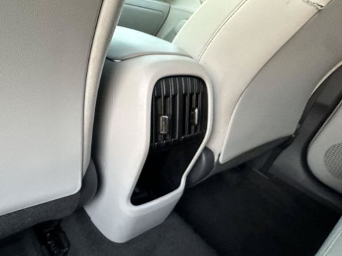 Used 2024 Hyundai Kona SEL AWD/4WD image 12