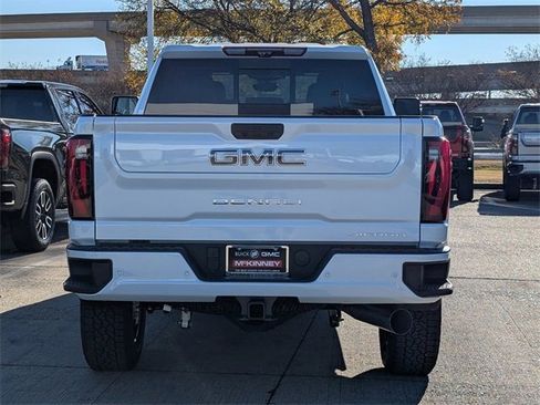 New 2026 GMC Sierra 2500 Denali Ultimate image 5