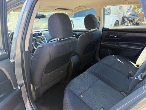 Used 2016 Nissan Altima 2.5 S w/ Power Driver Seat Package FWD image 18