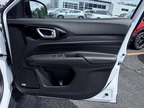 New 2026 Jeep Compass Limited w/ Sun, Sound & Navigation Group AWD/4WD image 16