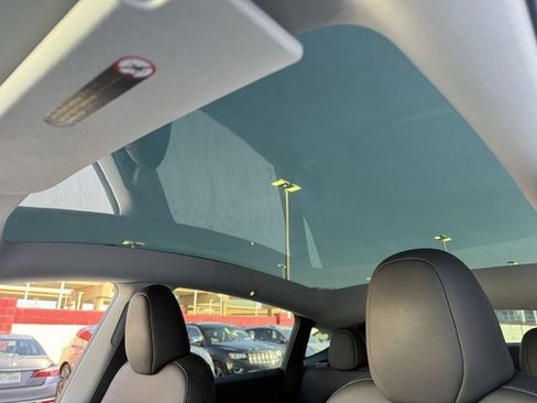 Used 2024 Tesla Model Y Long Range image 20