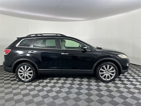 Used 2009 MAZDA CX-9 Grand Touring w/ Moonroof & Bose Audio Pkg image 4