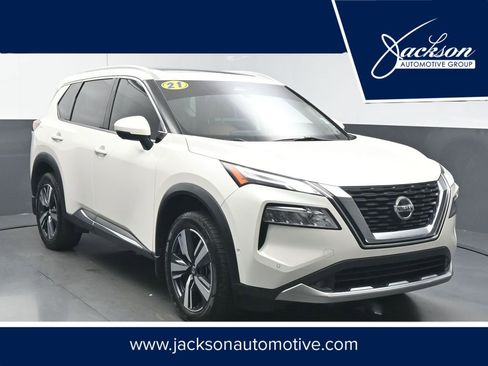 Used 2021 Nissan Rogue Platinum image 1