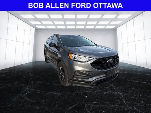Used 2022 Ford Edge SE w/ Black Appearance Package AWD/4WD image 5