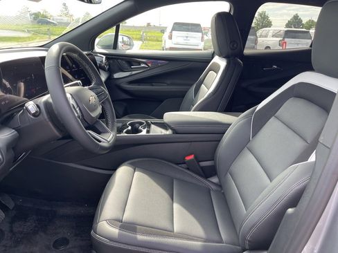 New 2024 Chevrolet Blazer EV LT image 12