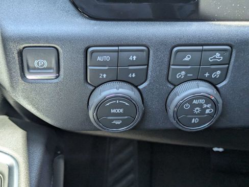 New 2026 Chevrolet Silverado 2500 High Country w/ Technology Package AWD/4WD image 15