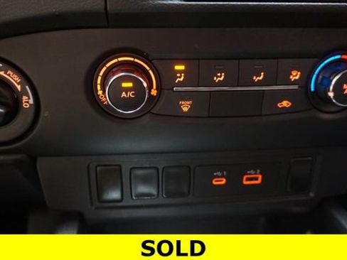 Certified 2022 Nissan Frontier SV AWD/4WD image 17
