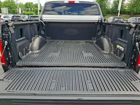 Used 2019 Ford F150 XLT w/ Equipment Group 302A Luxury AWD/4WD image 33