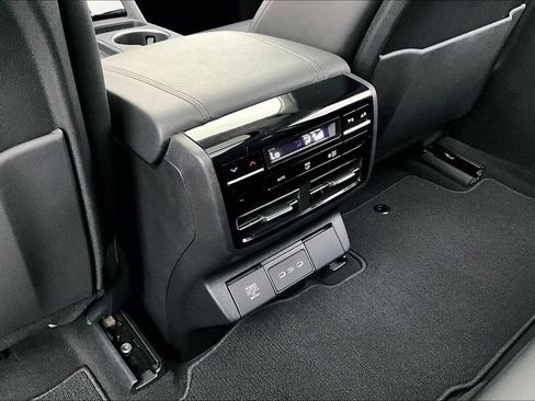 Certified 2025 Acura MDX FWD image 29