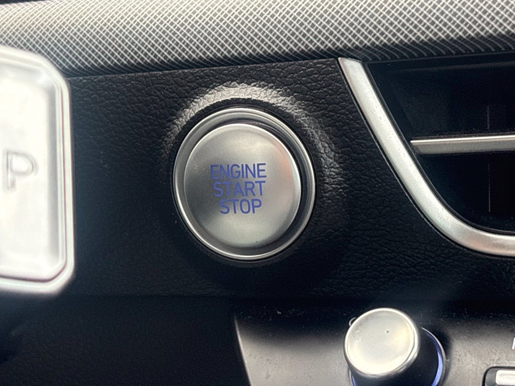 Used 2025 Hyundai Sonata SEL FWD image 27