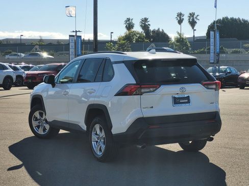 Used 2020 Toyota RAV4 XLE w/ Convenience Package image 7