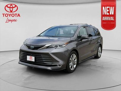 Certified 2022 Toyota Sienna Platinum