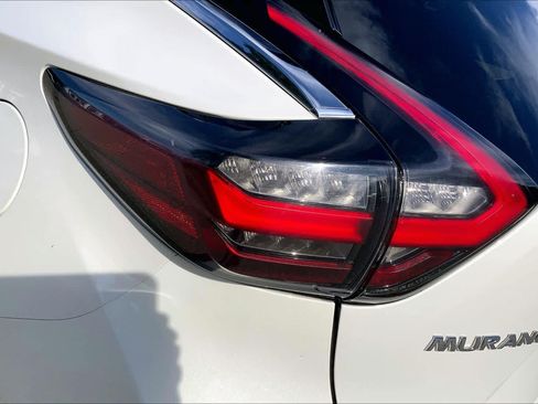Used 2019 Nissan Murano Platinum w/ Cargo Package FWD image 28