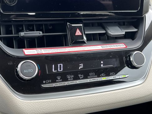 New 2026 Toyota Corolla LE FWD image 18