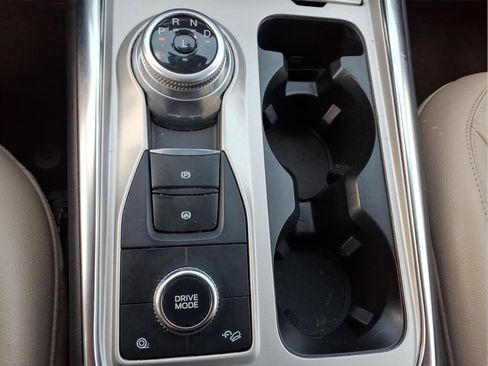 Used 2023 Ford Explorer Limited w/ Equipment Group 301A AWD/4WD image 22