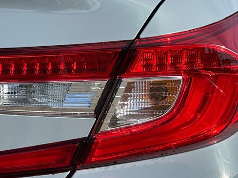 Used 2022 Honda Accord Sport image 48