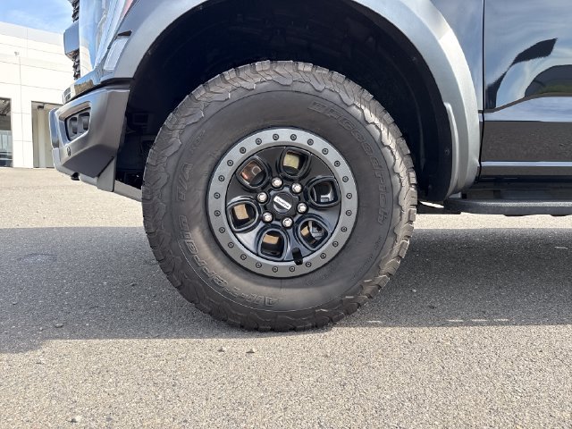 Used 2022 Ford F150 Raptor w/ Equipment Group 801A High AWD/4WD image 32