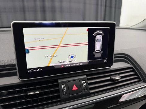 Used 2019 Audi Q5 2.0T Premium Plus w/ Premium Plus Package image 14