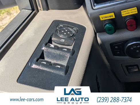 Used 2015 Ford F150 XLT w/ Trailer Tow Package image 17