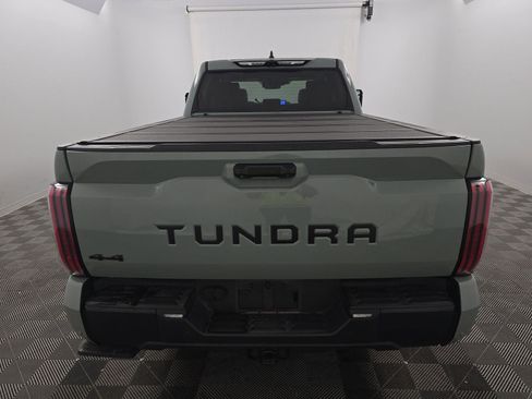Used 2024 Toyota Tundra Limited AWD/4WD image 5