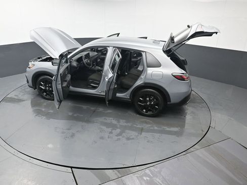 Certified 2024 Honda HR-V Sport image 44