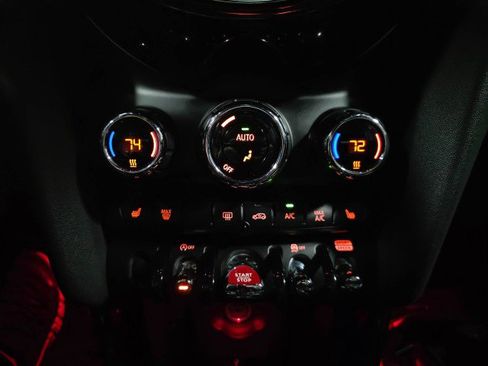 Used 2019 MINI Cooper S w/ Signature Upholstery Package FWD image 25