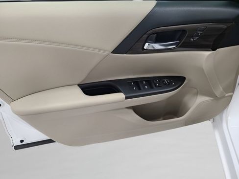 Used 2016 Honda Accord EX-L image 20