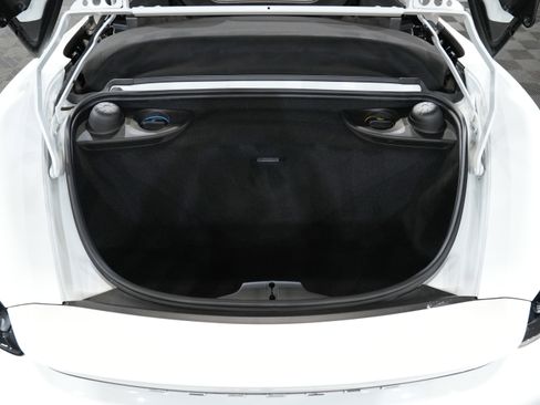 Used 2021 Porsche 718 Boxster Spyder image 50