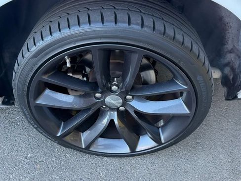 Used 2012 Dodge Challenger SXT RWD image 21