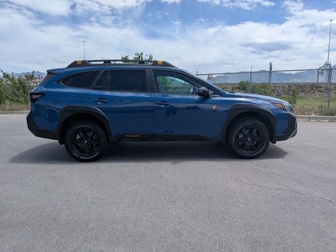 Used 2025 Subaru Outback Wilderness AWD/4WD image 2