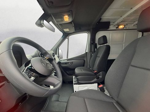 New 2026 Mercedes-Benz Sprinter 2500 image 10