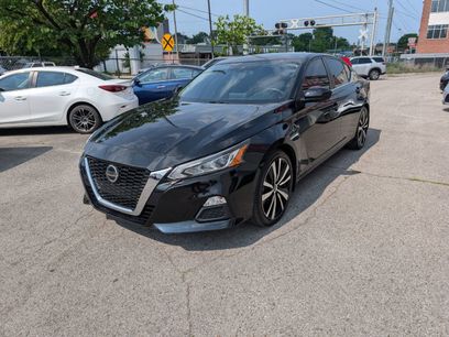 Used 2022 Nissan Altima 2.5 SR