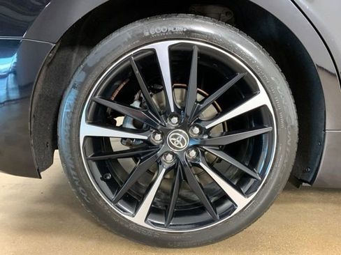 Used 2020 Toyota Camry XSE FWD image 38